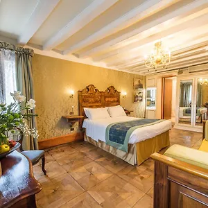 Casa Nicolo Priuli 3*, Venedik İtalya
