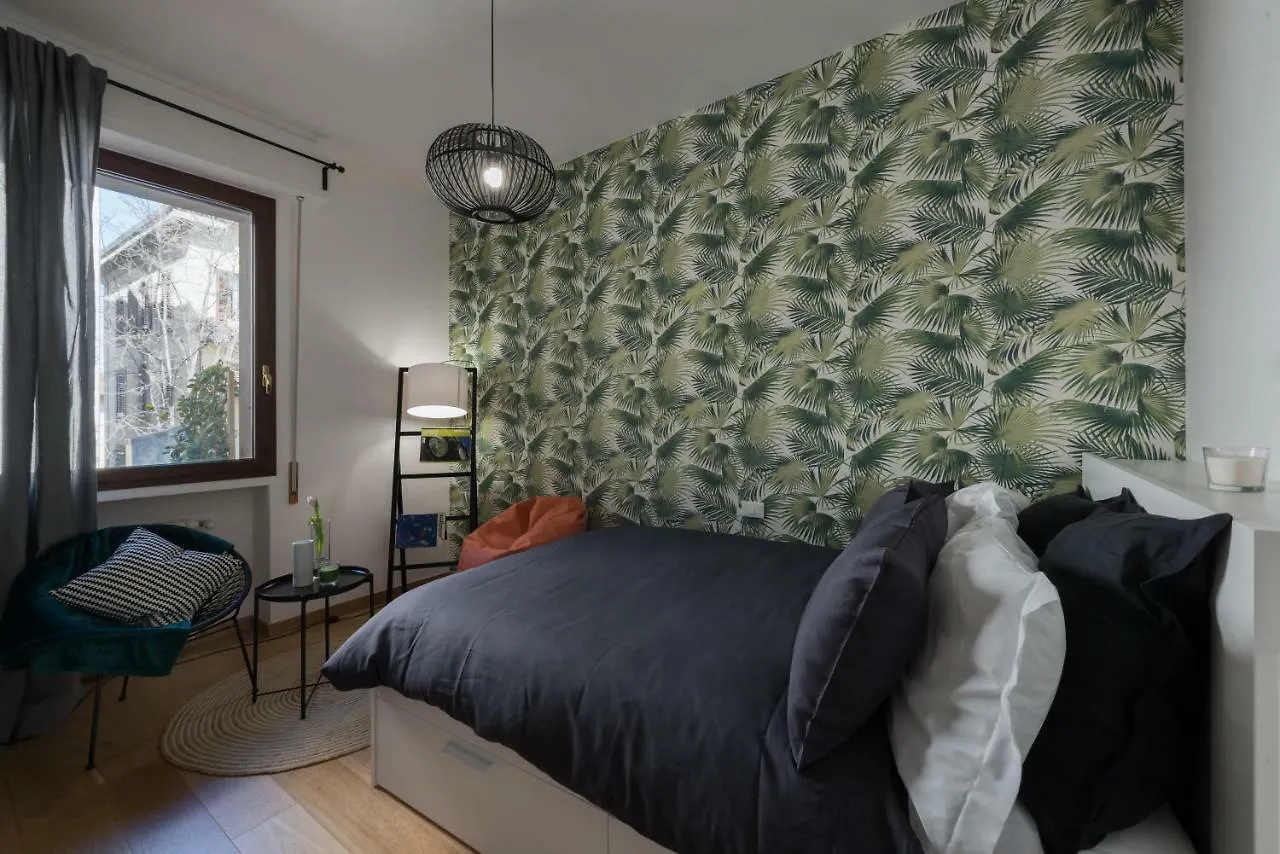 *** ベッド・アンド・ブレックファスト B&B La Marmora 39 フィレンツェ イタリア